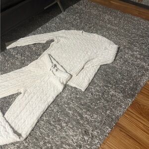 Splendid Cream Cable-Textured Scoop Neck Sweater